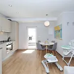 Tatil Evi Stunning In Bast