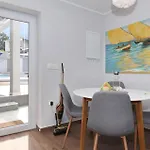 Stunning Home In Bast 度假居 Bast