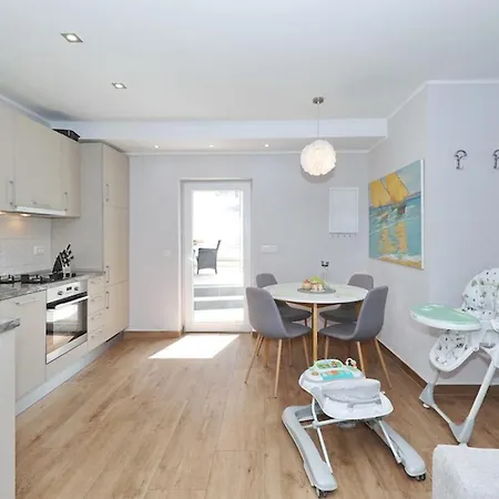 Casa vacanze In With Kitchen Bast